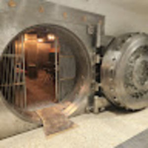 Meet your Posher, Justin